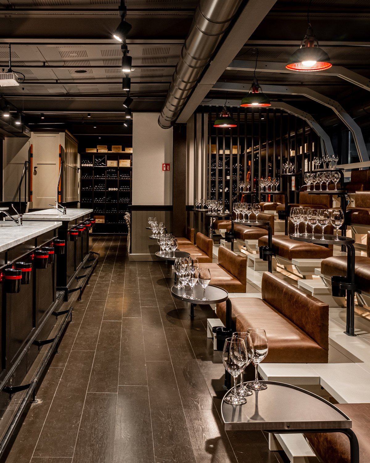 teatro del vino sala di degustazione feudi di san gregorio