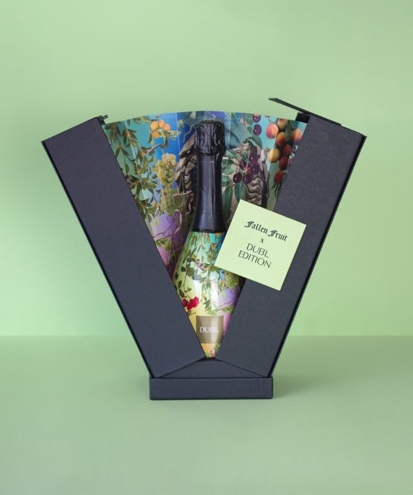 DUBL Brut Edition "The Vanity of Dionysus" by Fallen Fruit scatola a ventaglio