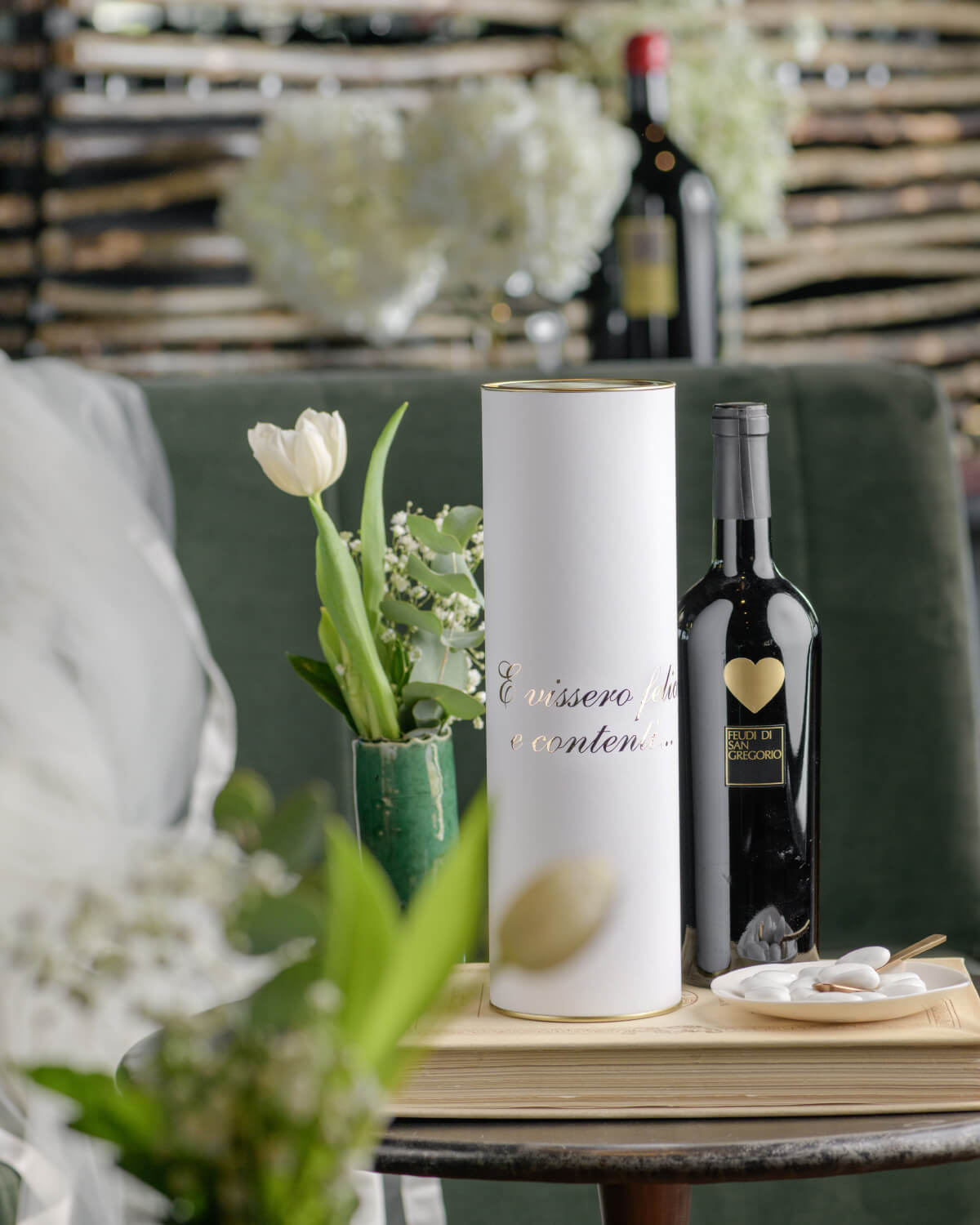 Elegante cofanetto regalo con vino