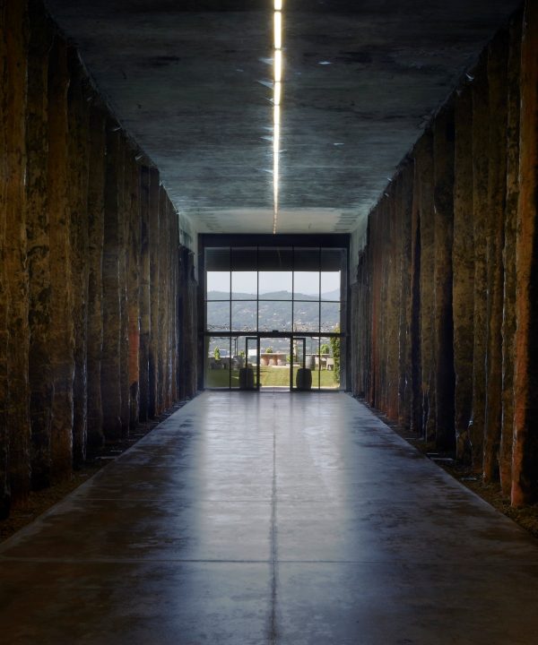 vista cantina feudi san gregorio ingresso